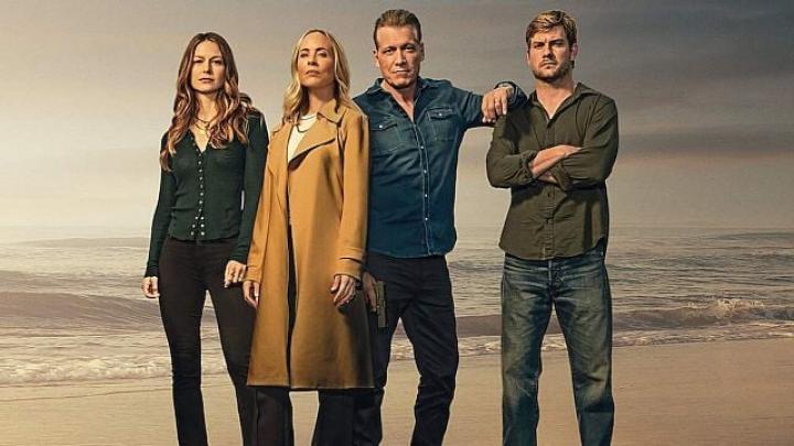 مسلسل The Waterfront الموسم الاول الحلقة 3 مترجمة